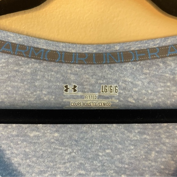 Under Armour Women's Blue V-Neck Top Size L - Picture 3 of 6